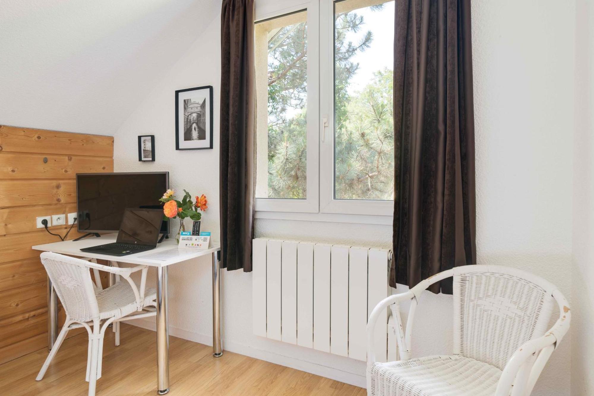 Hotel Acacia Nancy Sud Luneville Moncel-lès-Lunéville Eksteriør bilde